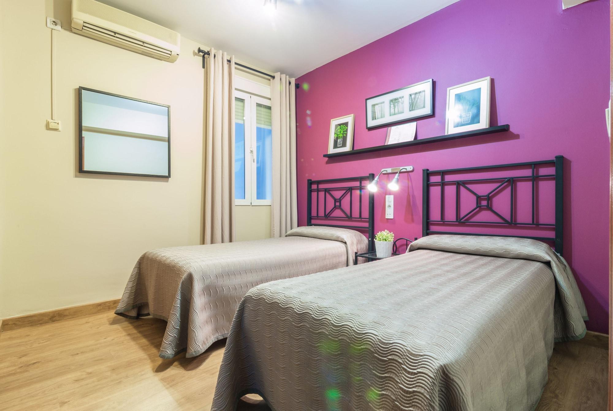 Hostal Jentoft Севиля Екстериор снимка