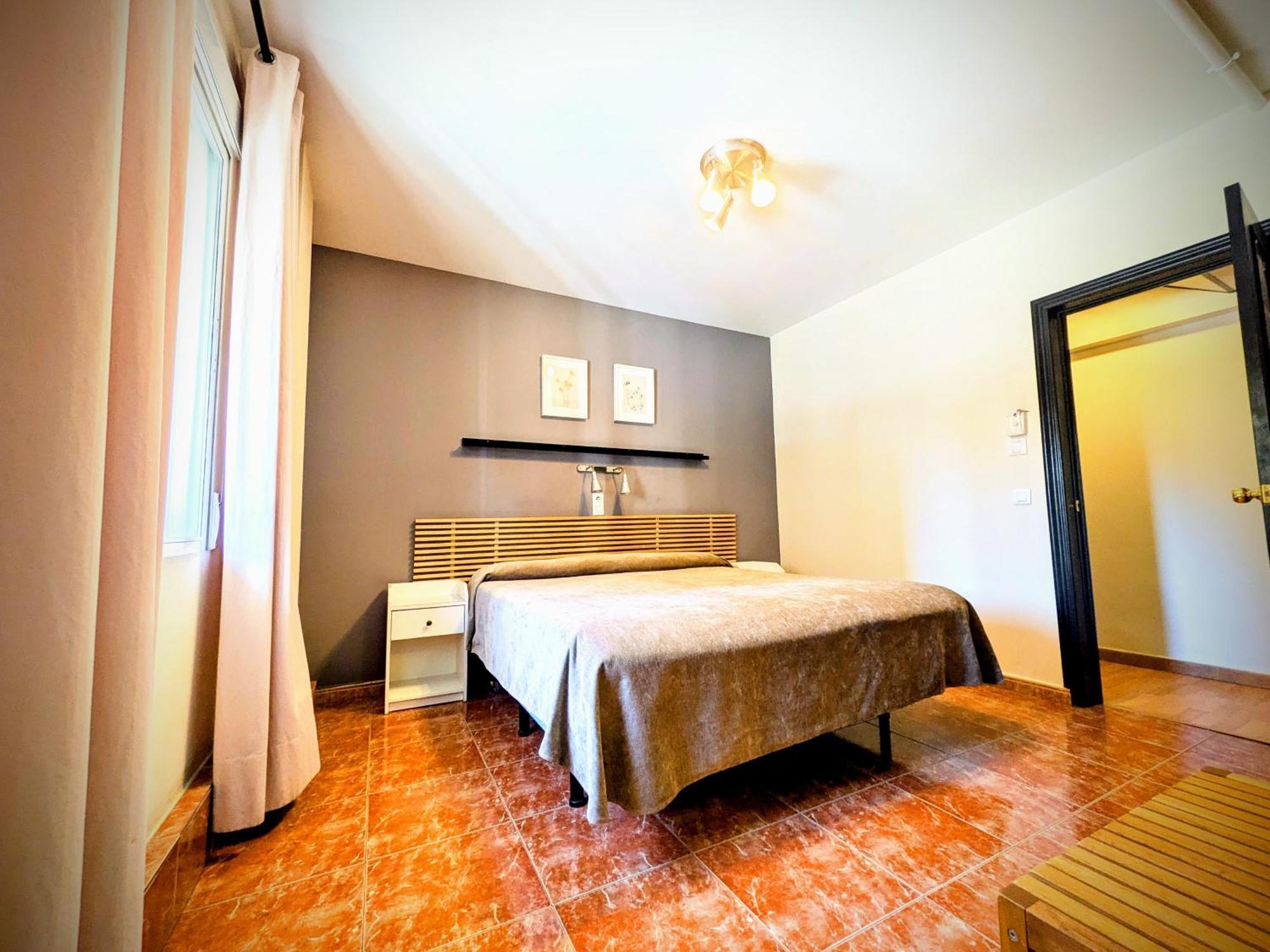 Hostal Jentoft Севиля Екстериор снимка